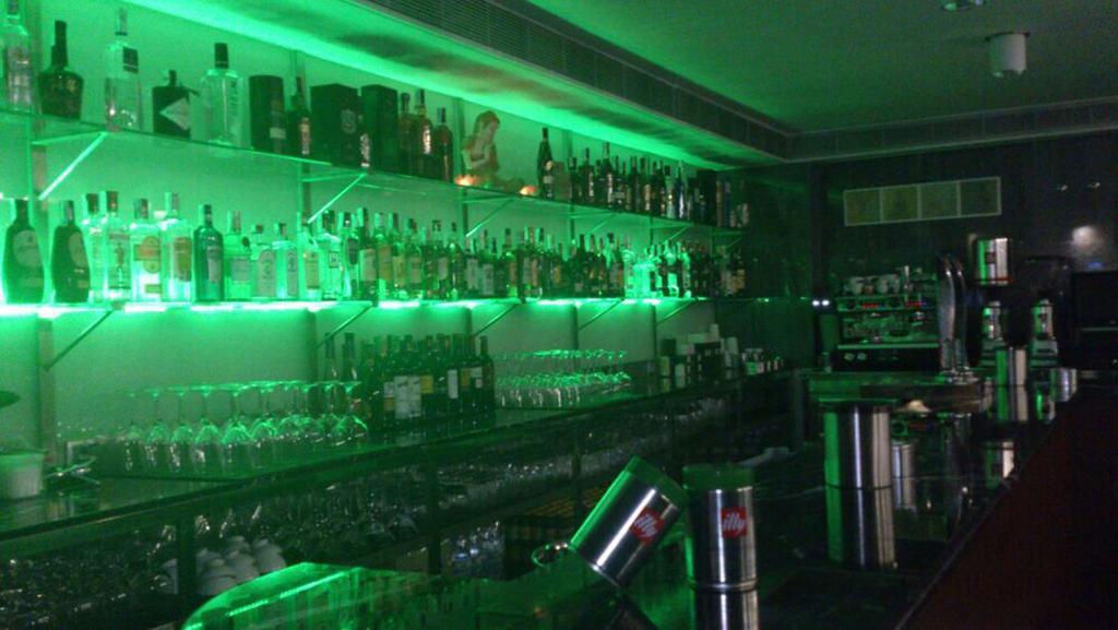 Hostal Nirvana Понферада Екстериор снимка