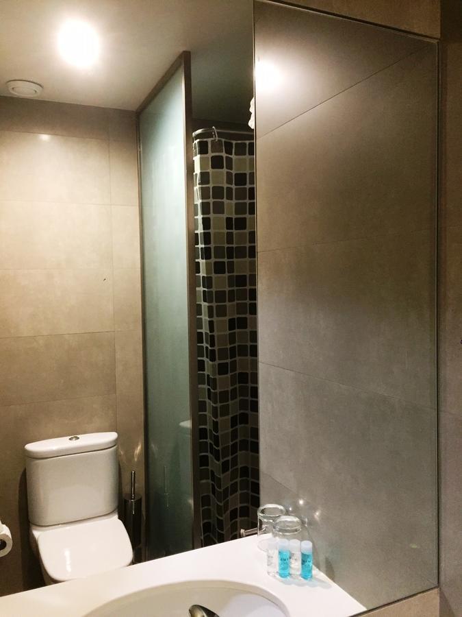 Hostal Nirvana Понферада Екстериор снимка